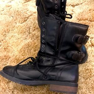Black Lace up Boots